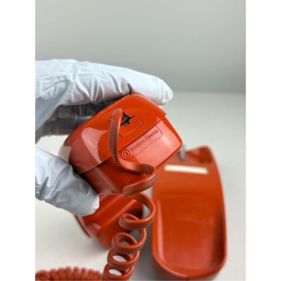Vintage Western Electric Trimline Touch Tone Wall Telephone Burnt Orange DL2425 - Picture 8 of 10